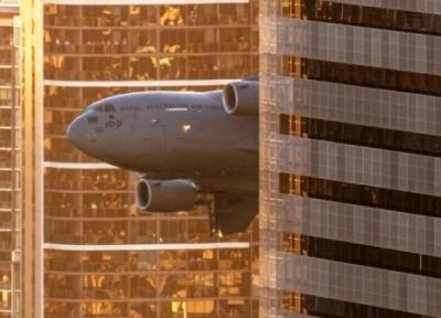 تور استرالیا: تصاویر زیبای مانور هواپیماهای بزرگ C، 17 در میان ساختمان های شهری بریزبن استرالیا