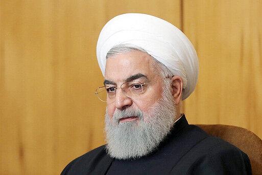 روحانی: حل مسئله اشتغال از موضوعات اساسی کشور است