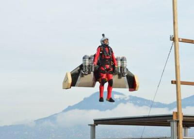 بالهای جتی که به انسان قدرت پرواز می دهد