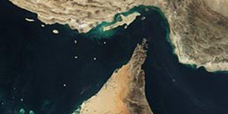 شرکت نفتکش سعودی عبور از تنگه هرمز را متوقف کرد