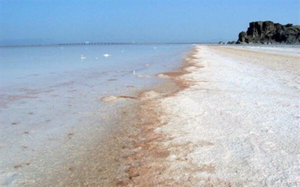 انتقال 670 میلیون مترمکعب آب به دریاچه ارومیه