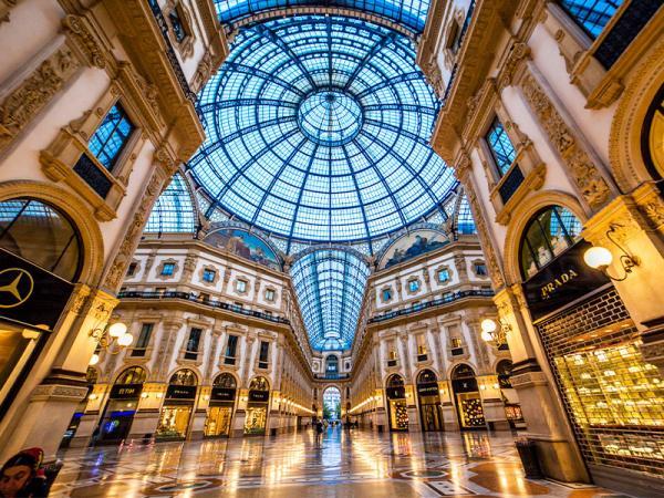 قدیمی ترین مرکز خرید و یکی از نقاط دیدنی مهم میلان، ایتالیا (تور ایتالیا)