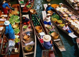 بازار شناور آمفاوا تایلند